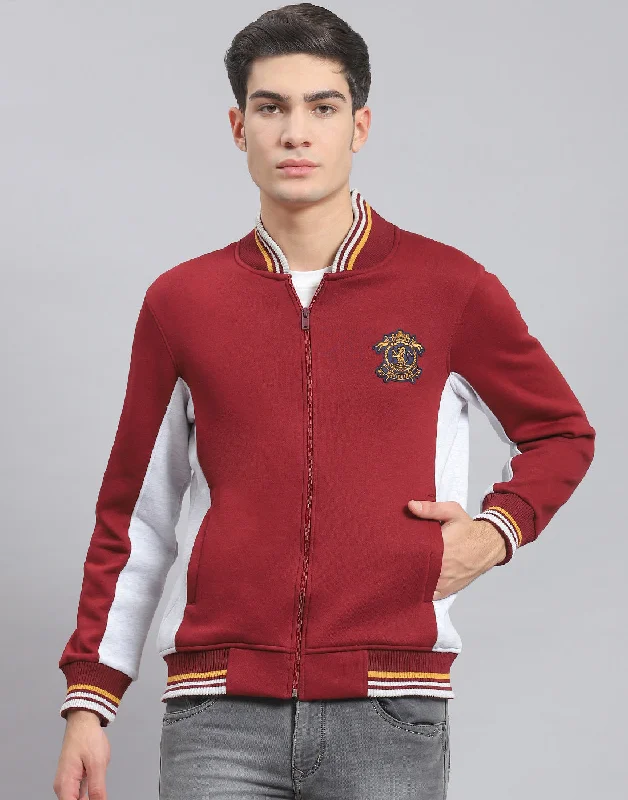 Men Maroon Solid Mandarin Collar Full Sleeve Sweatshirt