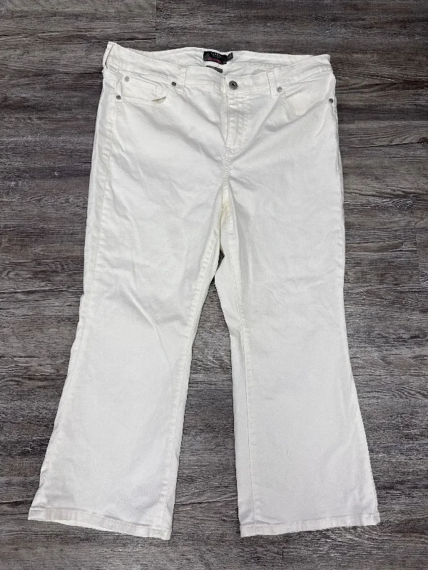 Jeans Straight By Torrid In White, Size: 18